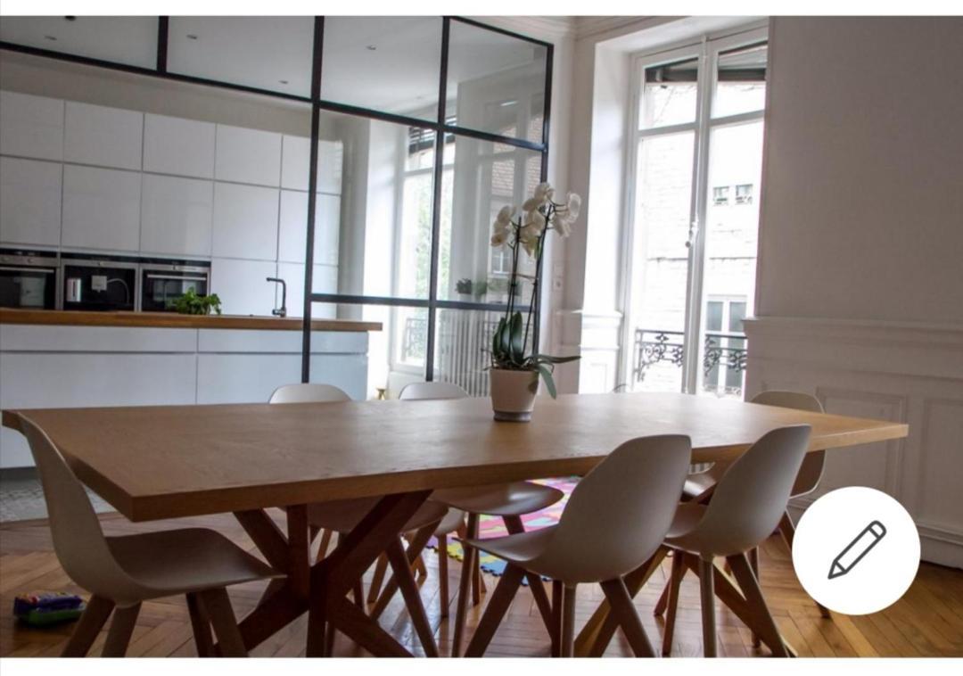 Grand Appartement Haussmannien 160M2 Besancon Exterior photo